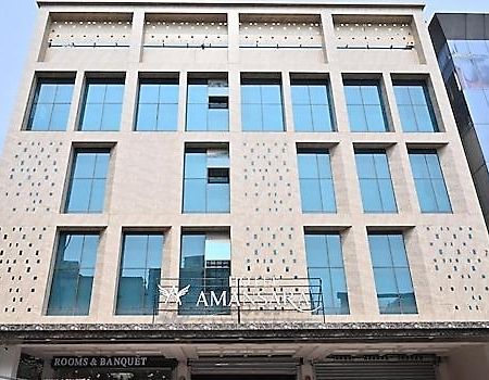 Hotel Amansara Lucknow Ngoại thất bức ảnh